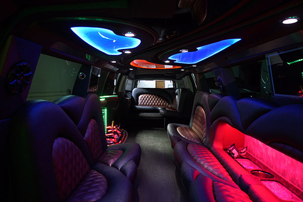 escalade limo lounge